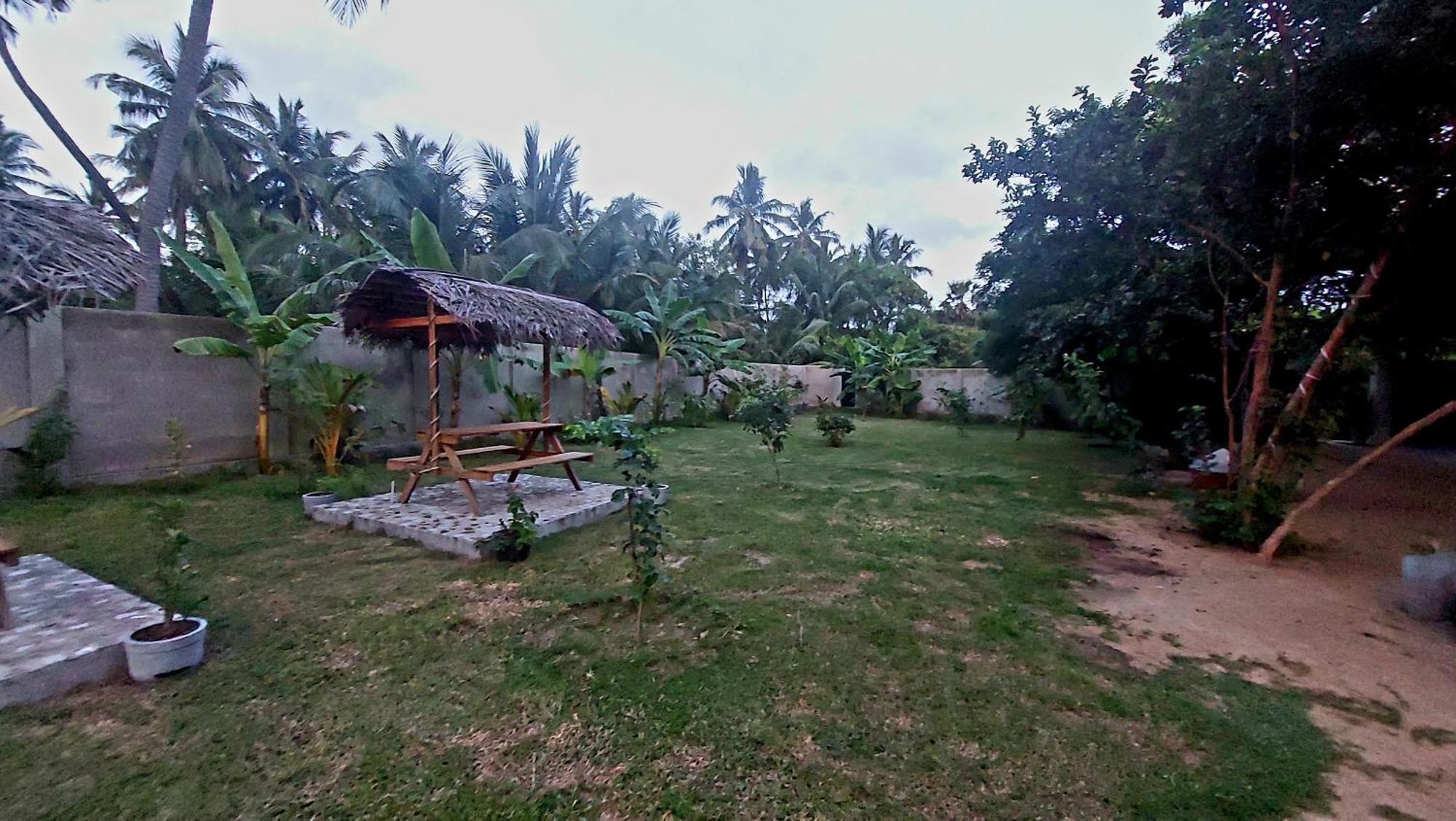 The Dream Inn Guesthouse Passikudah Batticaloa Εξωτερικό φωτογραφία